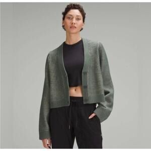 NWT - Lululemon - Cotton-Blend Crewneck Cardigan - Oversized Medium